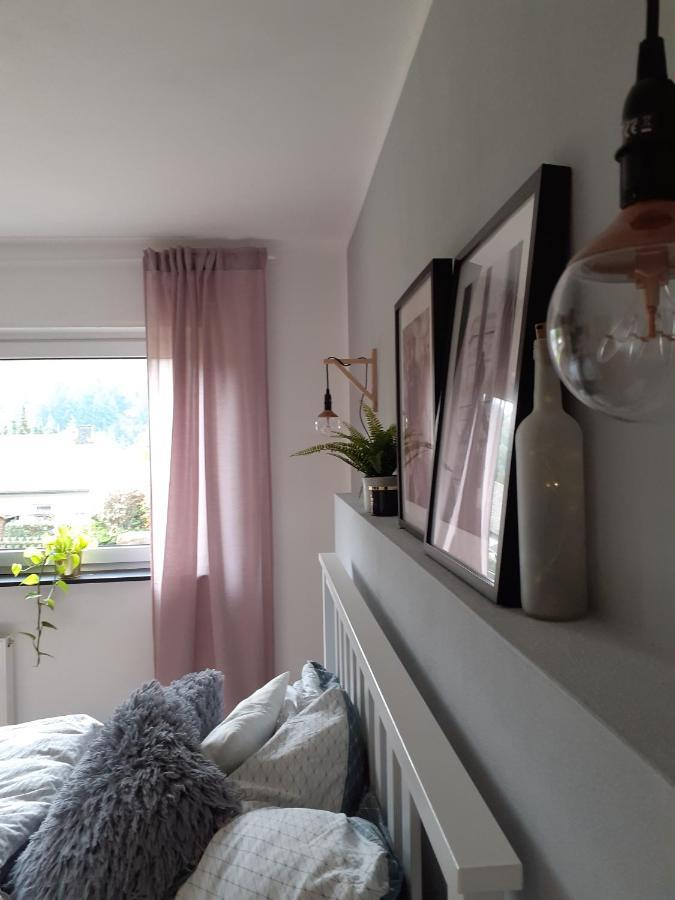 Moderne Familienfreundliche Wohnung Am Waldrand Von Pruem Mit Terrasse Εξωτερικό φωτογραφία